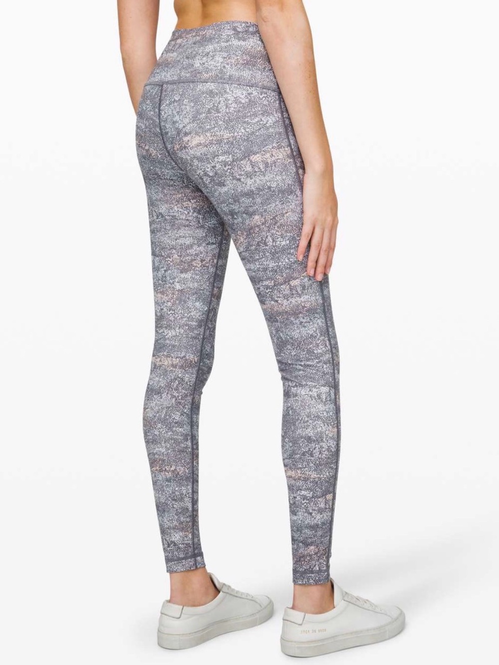 Lululemon Wunder Under High-Rise Tight 28" *Full-On Luxtreme Size 6